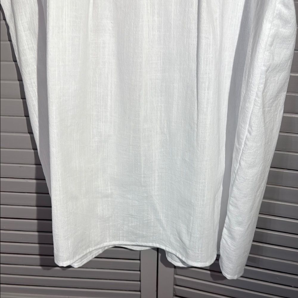 White Relaxed Embroidered Blouse - Picture 8 of 10